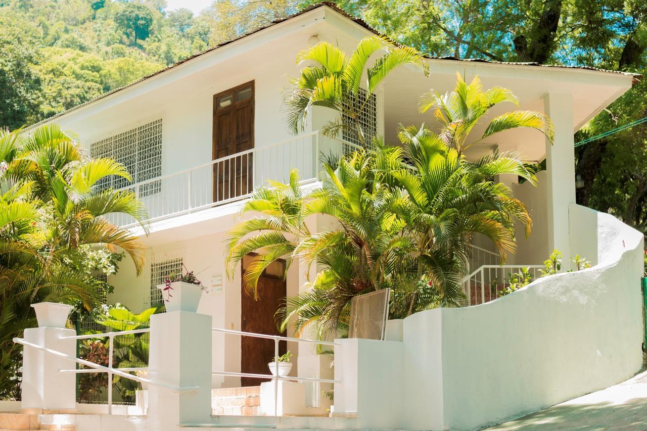 Le Grand Hotel Beck Cap-Haïtien Buitenkant foto