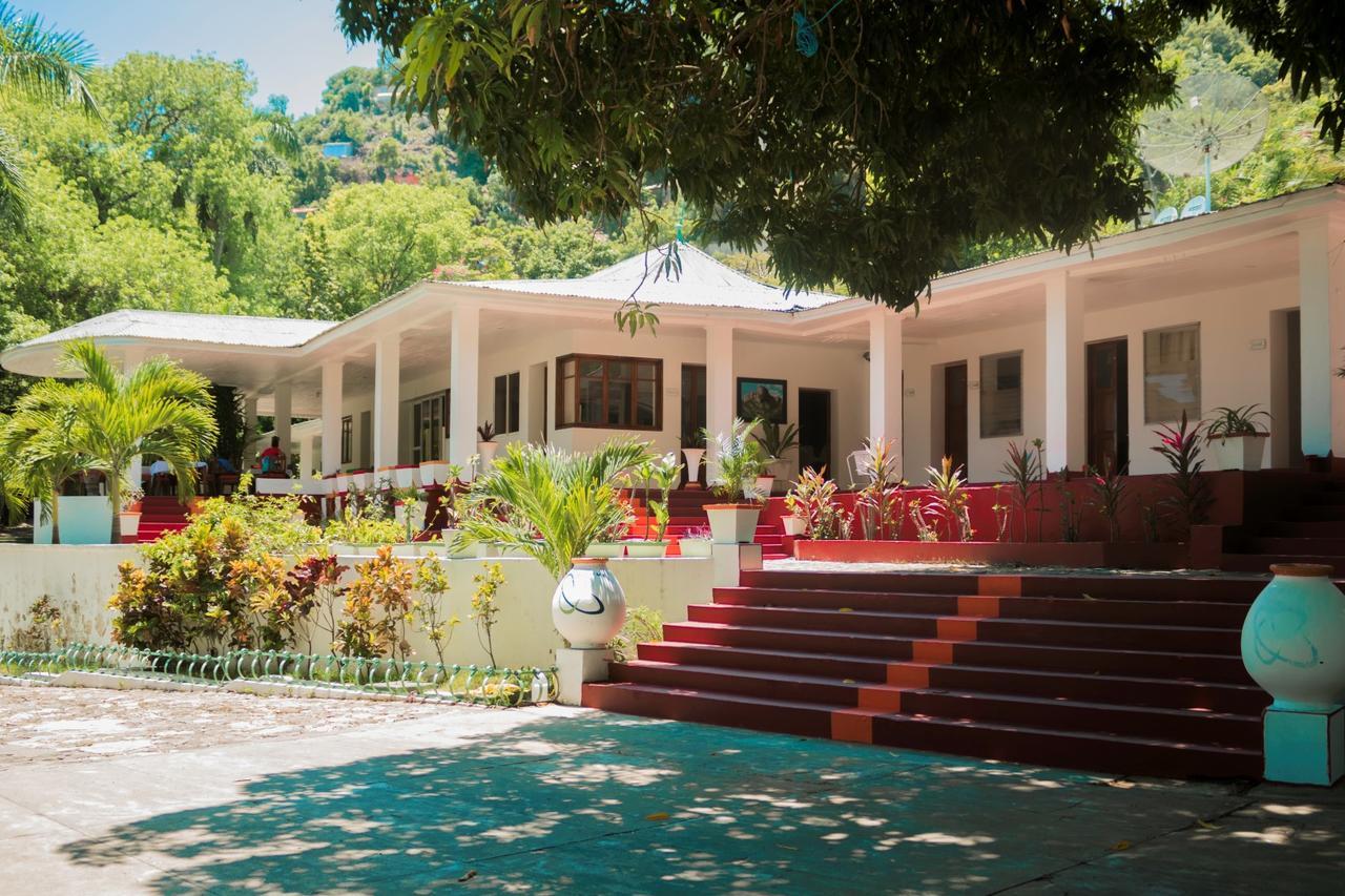 Le Grand Hotel Beck Cap-Haïtien Buitenkant foto